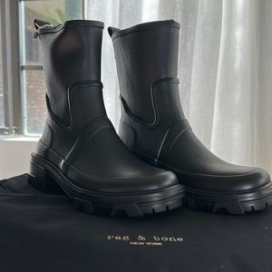 New In Box/ Unworn - Rag & Bone Shiloh Rainboot Black (size 35/5) Hard to Find!